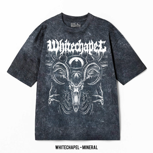 Playera Whitechapel – Mineral Wash, color negro, impresión gráfica