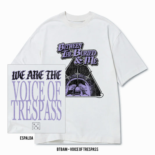Playera BTBAM – Voice of Trespass, color negro, pocket y espalda