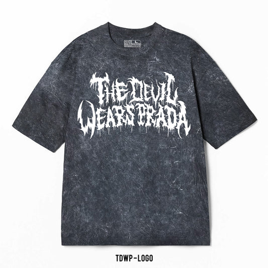 Playera The Devil Wears Prada – Logo Mineral Wash, color negro, impresión gráfica